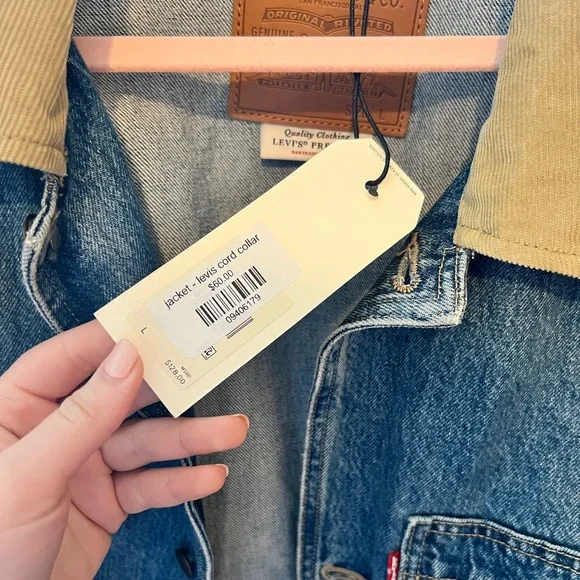 NWT Levi’s jean coat - Picture 4 of 4